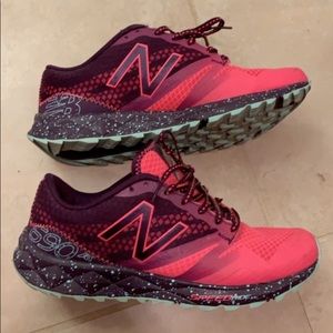 New Balance Tennis Shoes